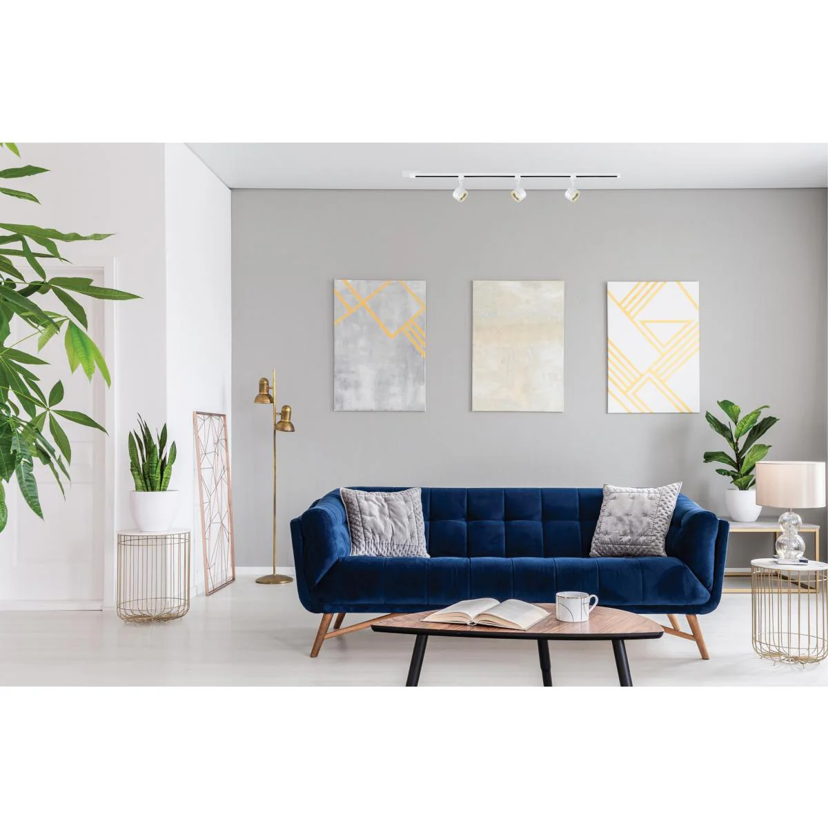 TK423 TRACK KIT 12W LED ANGLE ARM LED Track Kit - 12 Watt LED - 3000K - 4 foot Track - 36 degree - Round Shape with Angel Arm - White Finish - Cheap-Us