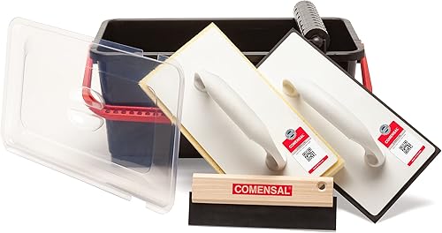 COMENSAL Fliesenwaschset - 7-teiliges Fliesenleger Waschset M - 12L - Profi Fliesen Waschset zum Verputzen - mit Rollenaufsatz - Fugengummi - Hydroschwamm - Reibebrett mit Zellkautschuk - Made in EU - Cheap-Us