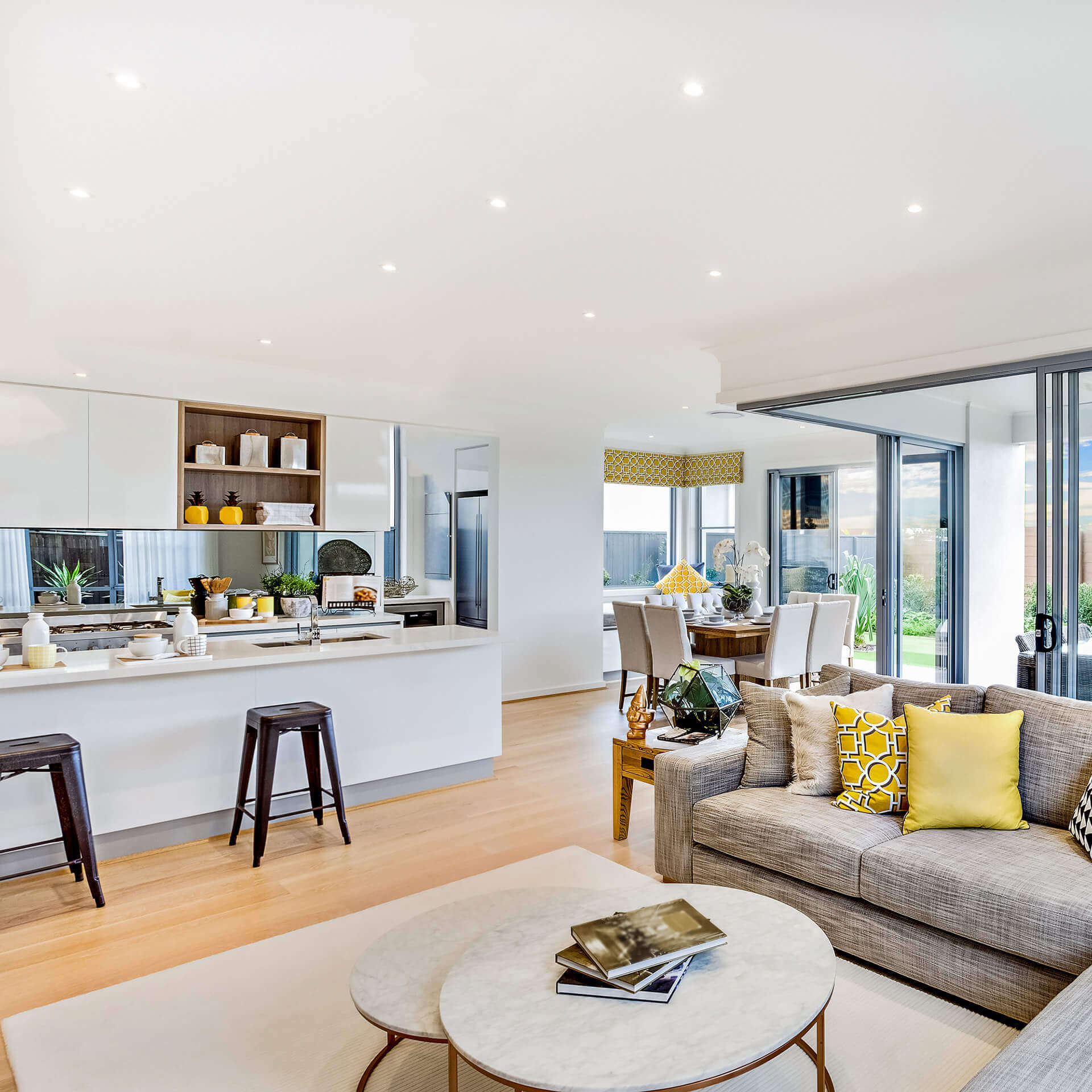 DALS 4 Inch Round Recessed Panel Light with Junction Box/Driver | CCT Color Selectable | 11W, 770 Lumens | Dimmable Pot Light | Wet Rated | ETL Certified - Cheap-Us