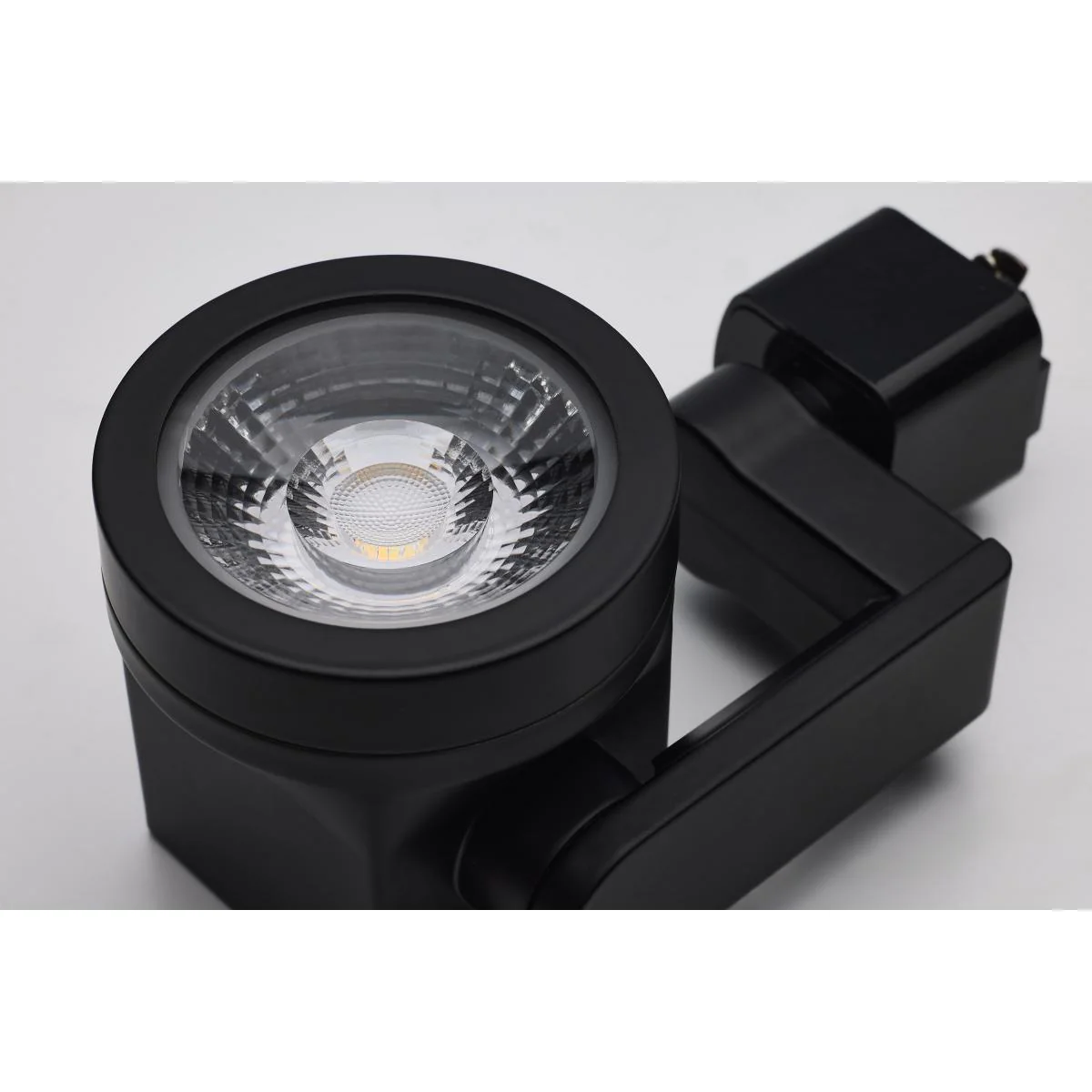 TH662 12W LED LANTERN TRK HD 36 DEG Lantern; 12 Watt LED Track Head; 36 Degree Beam Spread; 3000K; Black Finish - Cheap-Us