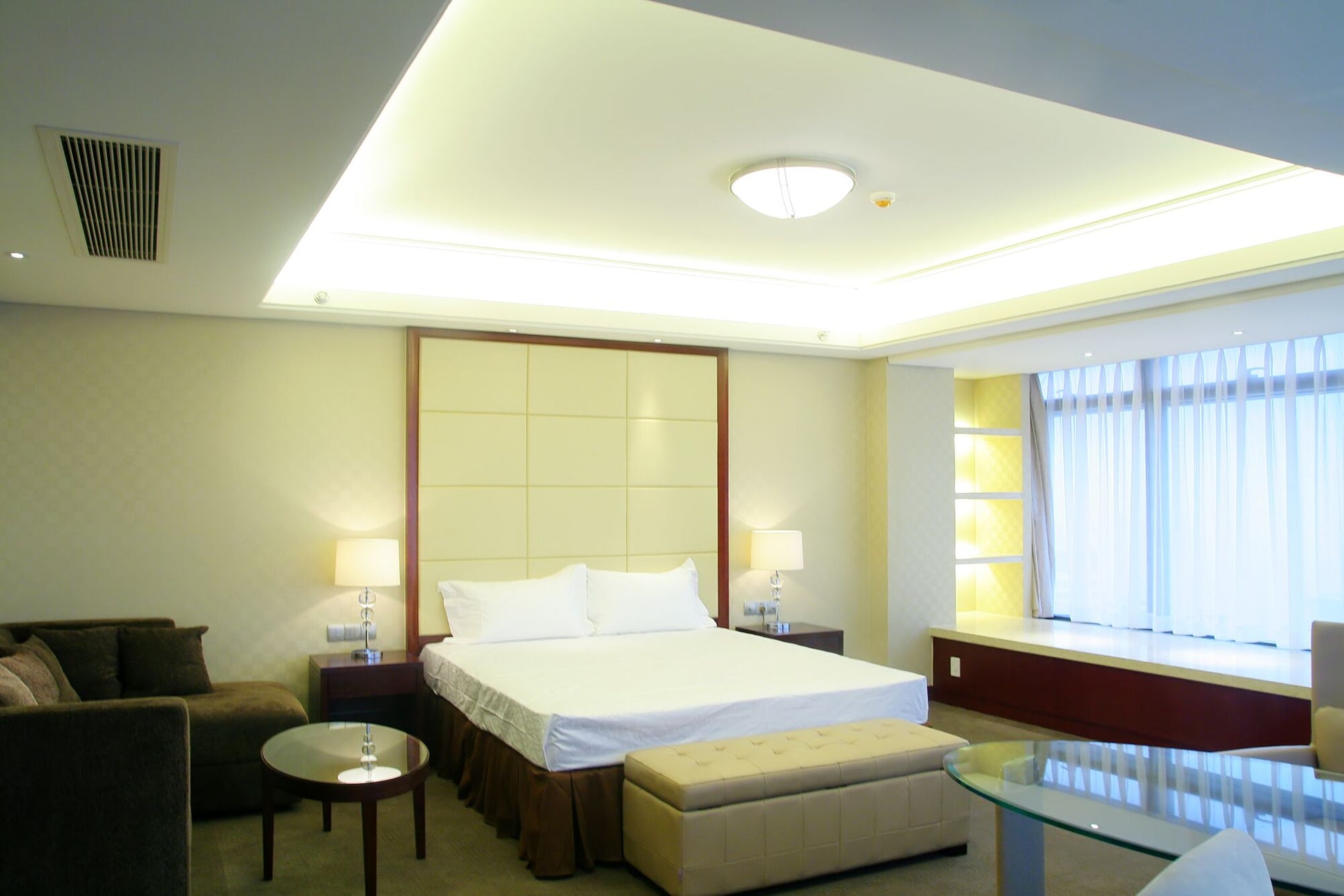 BULBRITE HALOGEN T4 BI-PIN (G9) 35W DIMMABLE LIGHT BULB 2900K/SOFT WHITE 5PK (654035) - Cheap-Us