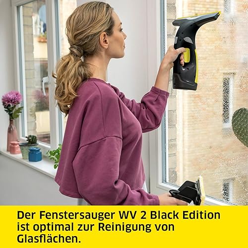 Kärcher Akku Fenstersauger WV 2 Black Edition (Akkulaufzeit: 35 min, 2x wechselbare Absaugdüsen - breit und schmal, Sprühflasche mit Mikrofaserbezug, Fensterreiniger-Konzentrat 20 ml) - Cheap-Us