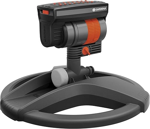 Gardena Viereckregner ZoomMaxx-Aktion: Variabler Sprinkler für unterschiedlichste Anforderungen und Flächen von 9 - 216 m², Reichweite 3 - 18 m, Sprengweite 3 - 12 m, mit Standfuß (8128-20), Modern - Cheap-Us