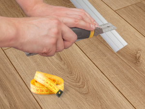 Abschlussleiste Aluminium eloxiert, Bodenleisten selbstklebend ohne bohren, Abdeckleiste